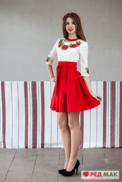 Червоне плаття з кишенями