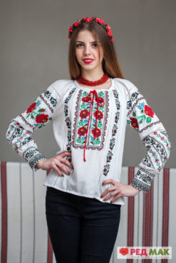 Біла сорочка з червоними маками та чорним орнаментом 
