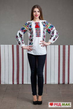 Біла сорочка вишита різнобарвними квітами "Мальва"